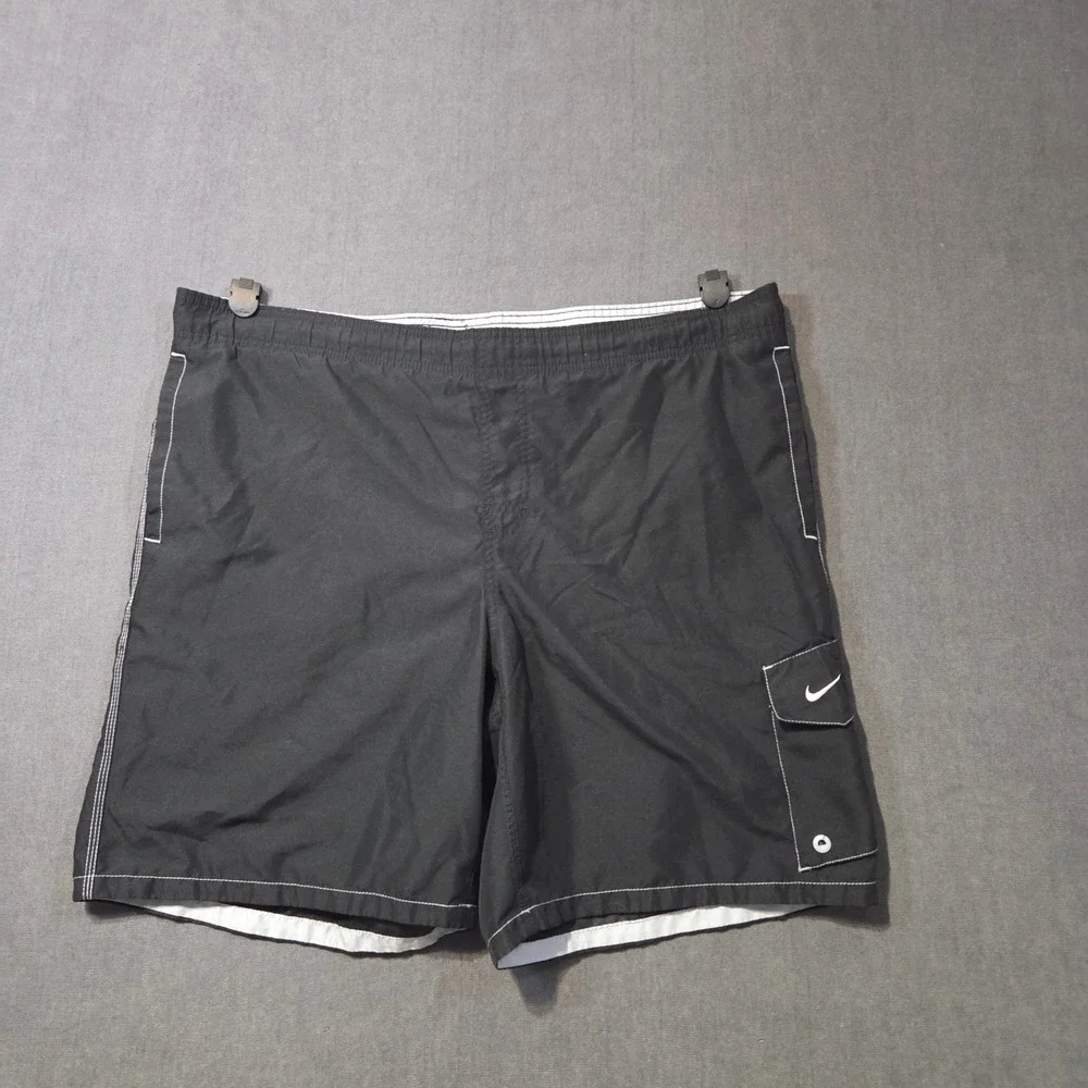 Nike Board Shorts Mens Large Black Contrast Stitch Cargo Pocket Swim Trunks